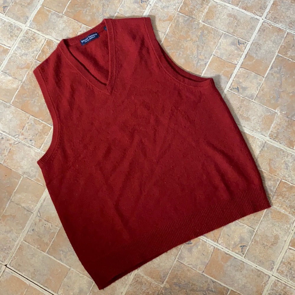 Grant Thomas cashmere vest size men’s medium